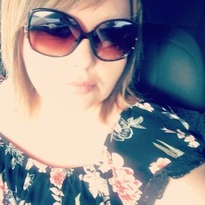 Meet your Posher, Deanna